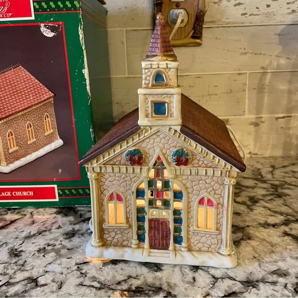 Vintage House of Lloyd Village Church 1993 Christmas Around the World Porcelain